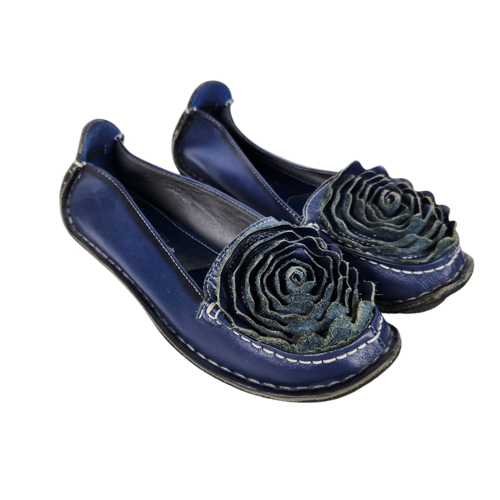 Elegant Blue Floral Women's Loafers